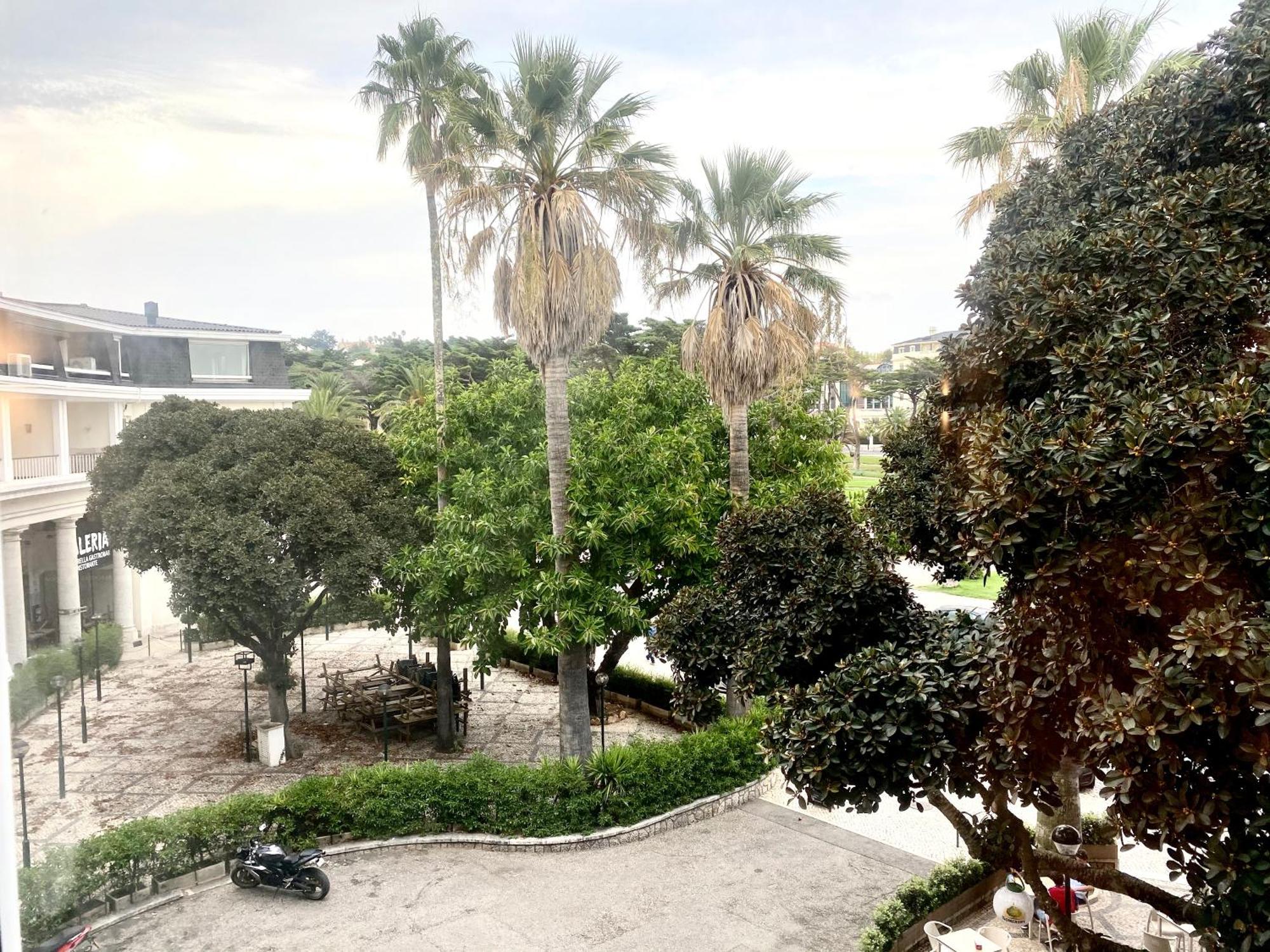 Estoril 2 & 5- Beach Side Casino Garden Studio Екстер'єр фото